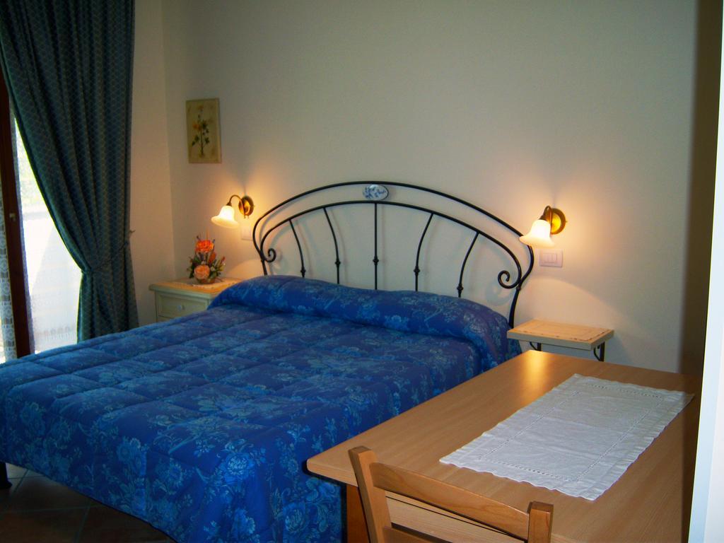 Casa Vacanze Patrizia 몬테피오레 델라소 객실 사진
